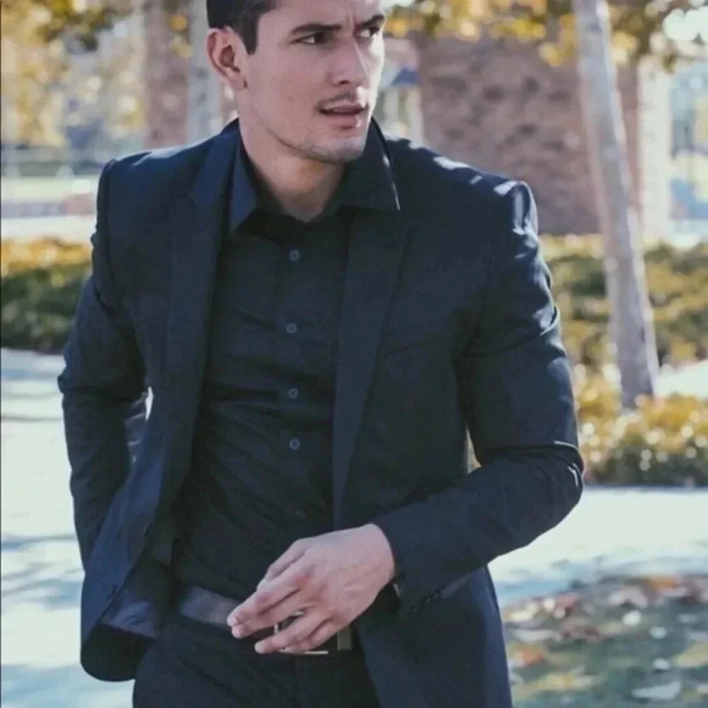 Express men’s black slim fit photographer wool blend blazer 42L
